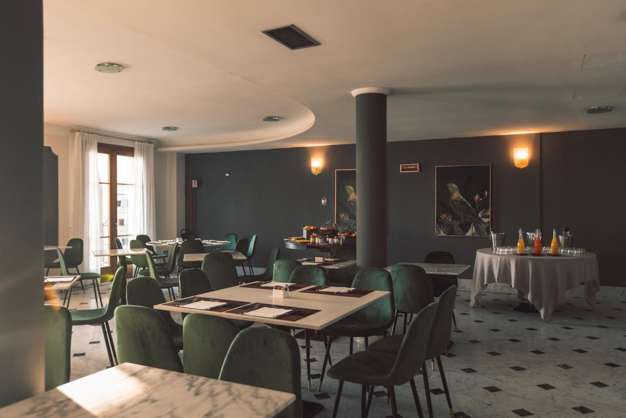 Hotel Villa Maria Au Lac - Estella Hotels Italia ตอสโกลาโน มาแดร์โน ภายนอก รูปภาพ